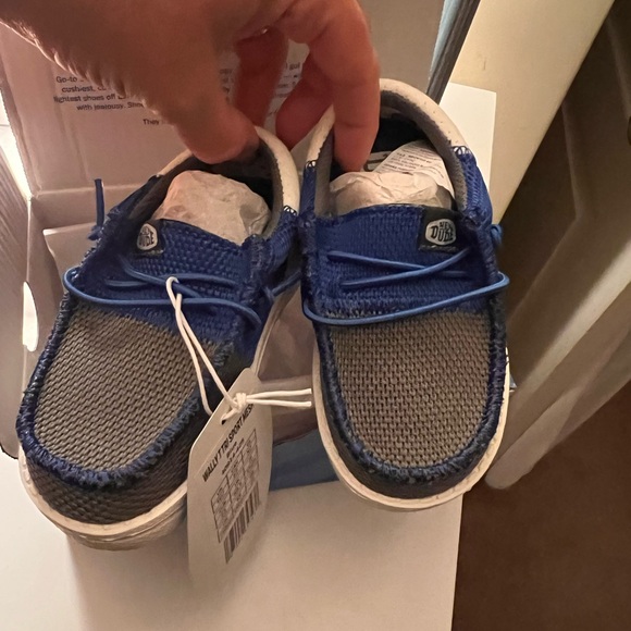 Blue boy hey dude shoes no tie - Picture 2 of 3